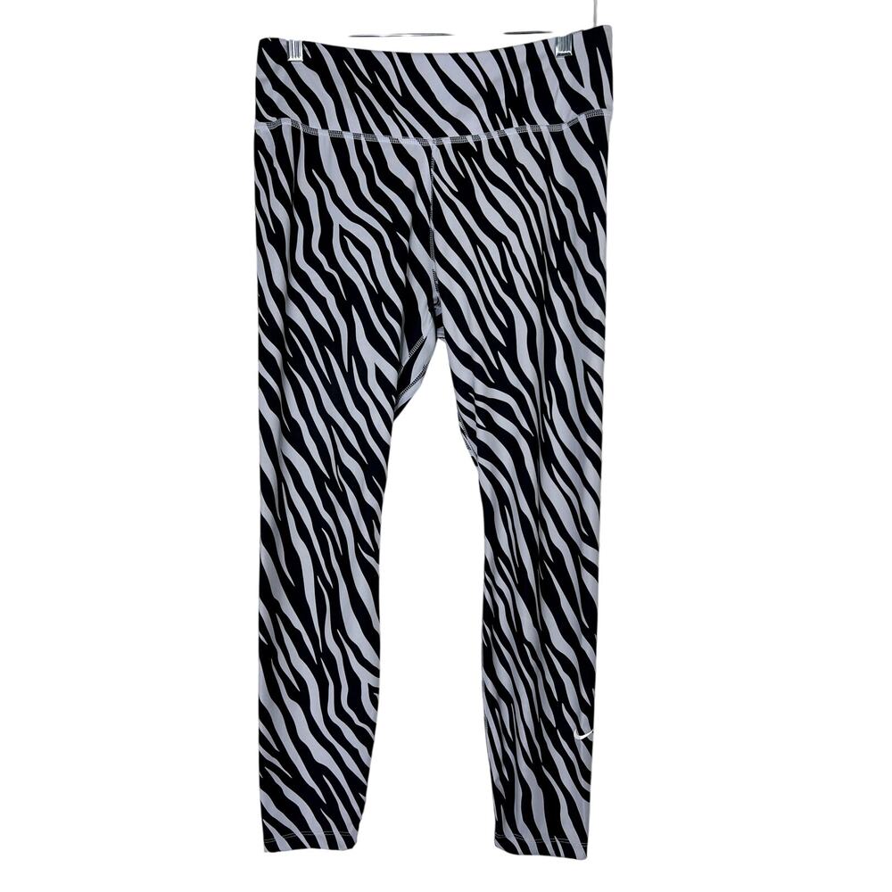 Nike Dri-Fit Black & White Zebra Design Capri Stretchy Leggings Pants Size Large